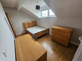 5 bed Terraced to rent Image 4