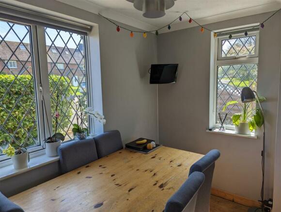 Dining area new.jpg
