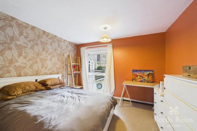2 bed Apartment to rent Image 12