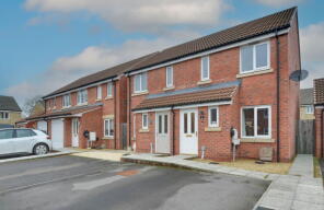 2, Fieldsview, Melksham SN12 8FF