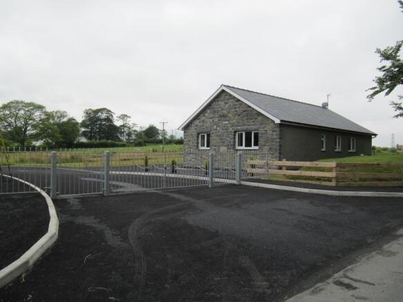 Photo 6