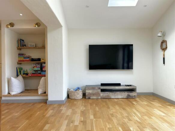 LIVING ROOM DETAIL