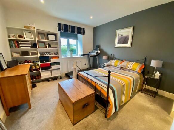 Bramleys Estate Agents - Whitley Willows (4).jpg