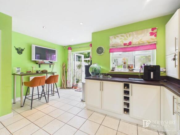 Drum Close, Allestree, DE22 photo 4