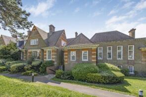 Flat 12, Langton House, Cottage Close, Harrow HA2 0HG
