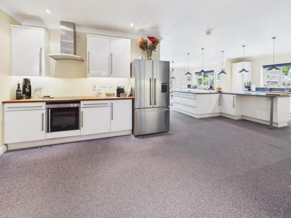 Redway, Kings Walk, The Broadway, Woodhall Spa photo 4