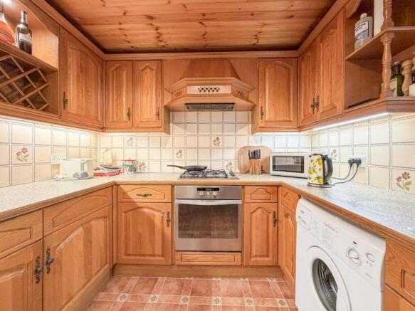 2 bed Terraced for sale Image 4