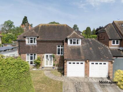 Ravensmere, Epping, CM16