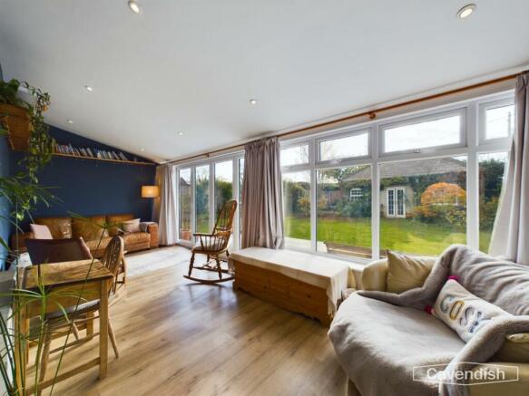 GARDEN ROOM