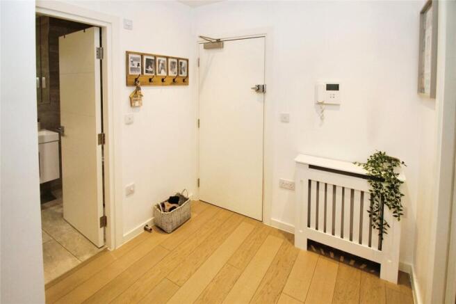 Hubert Road, Brentwood, Essex, CM14 photo 4