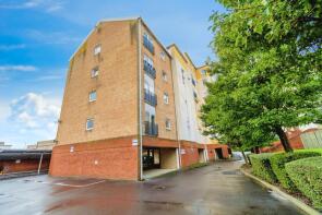 57, Carpathia Drive, Southampton SO14 3GU
