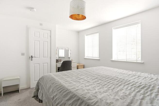 4 bed Detached for sale Image 9