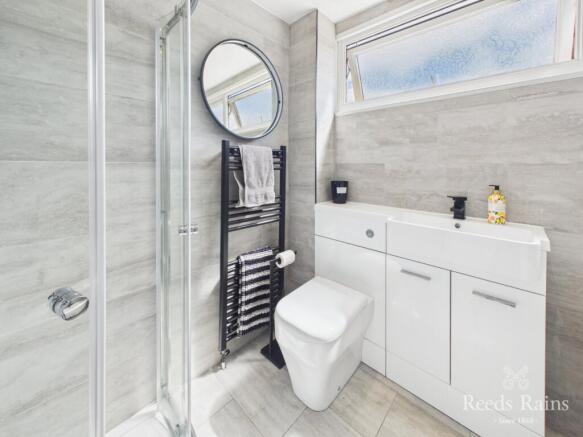 3 bed Semi-Detached for sale Image 9