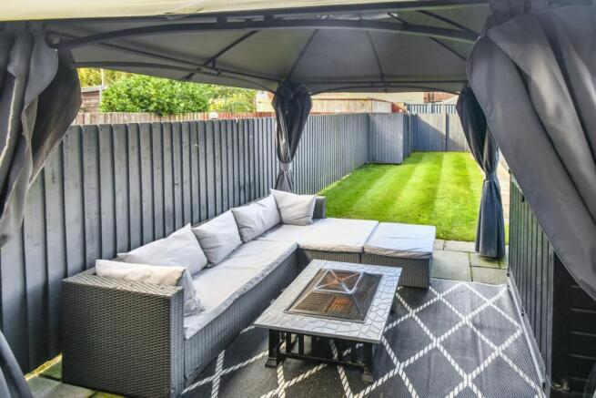 2 bed Terraced for sale Image 10