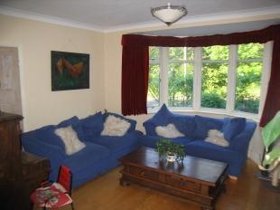 Through Lounge