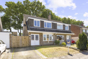 23, Bunting Road, Ferndown BH22 9QZ