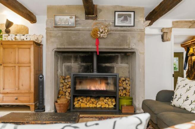4 bed Semi-Detached for sale Image 9