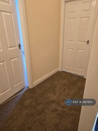 3 bed Terraced to rent Image 10