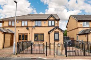 27, Warton Avenue, Bradford BD4 6JG