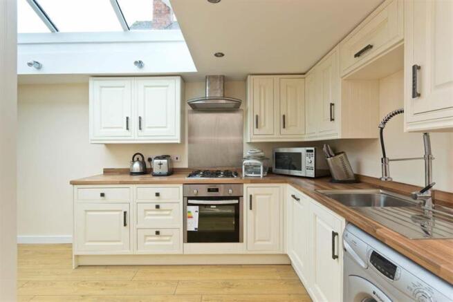 BREAKFAST KITCHEN