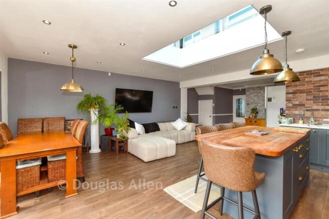 Kitchen/Diner/Family Area