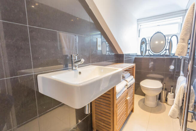 En-suite shower room