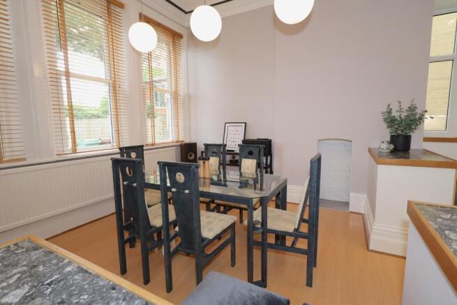 Breakfast Room