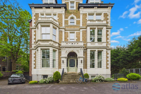 Aigburth Drive, Aigburth, L17