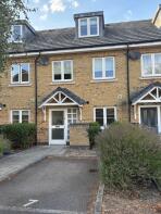 7, Moorlands Close, Royston SG8 6FF