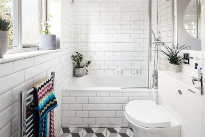 En-Suite Bathroom
