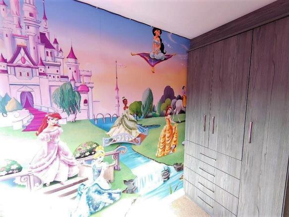 Bedroom 4B.jpg