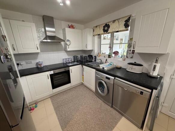 Kitchen 1