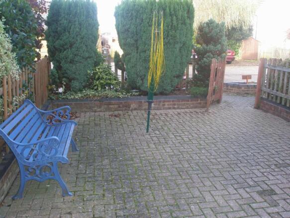 Photo 6