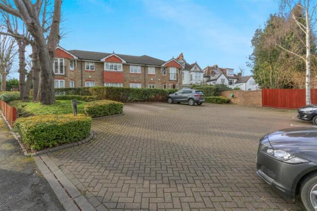 766067599 - 3, Vyne House, Carshalton Park Road, S