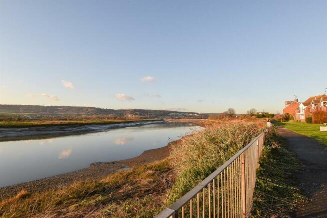 # Nearby Riverside Walks.jpg