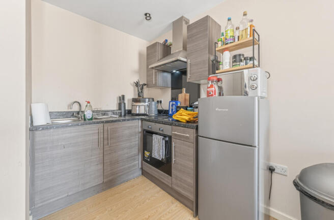 1 bed Flat for sale Image 5