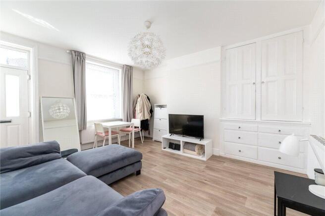 2 bed Terraced for sale Image 2