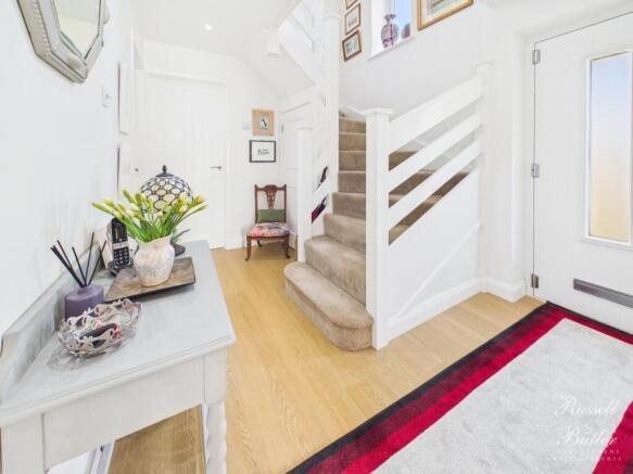 CAM02127G0-PR0388-STILL012