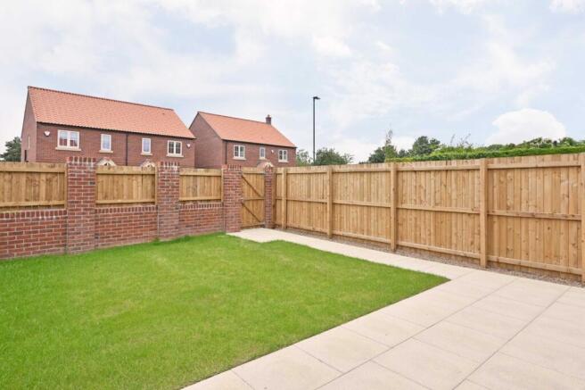 3 bed Semi-Detached to rent Image 11