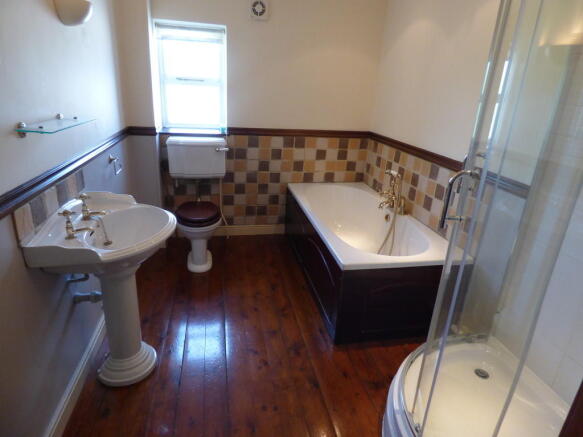 Photo 10