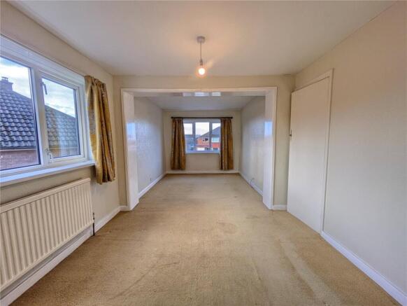 4 bed Detached to rent Image 11