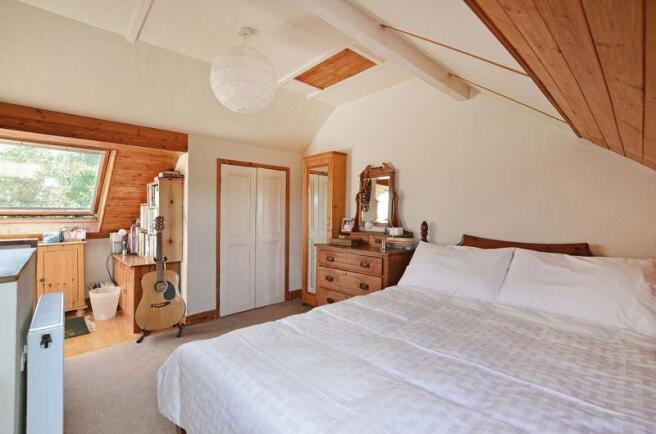 Attic Bedroom 4