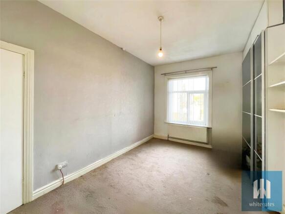 2 bed Terraced to rent Image 4