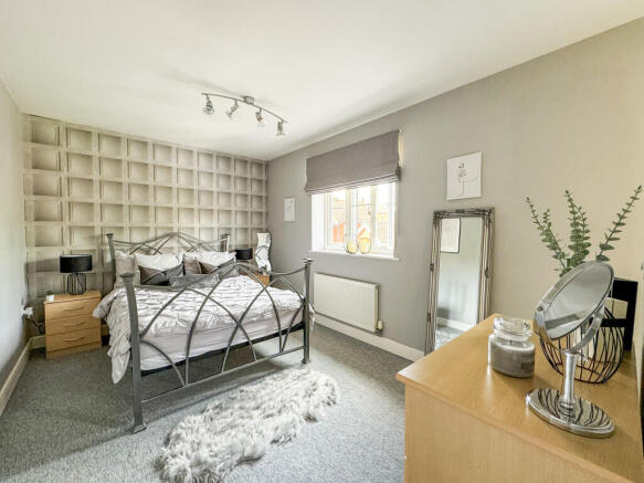 bed1 image2