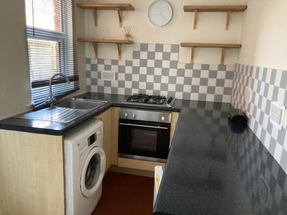 Photo 2