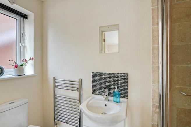Bedroom 1 En-suite