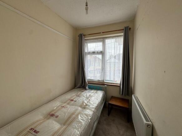 48 Cliffton Road,...