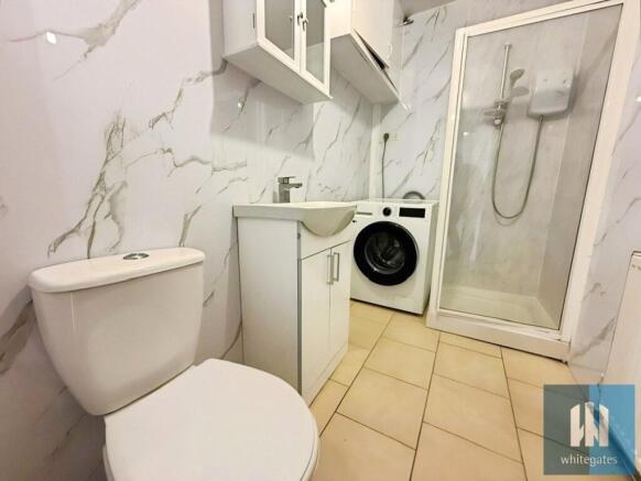 2 bed Terraced to rent Image 11