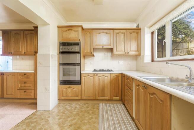 bungalow-burdon-lane-cheam-sutton-122.jpg