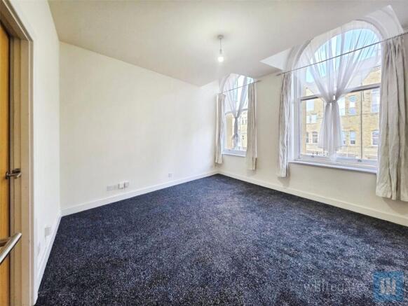 1 bed Apartment to rent Image 8